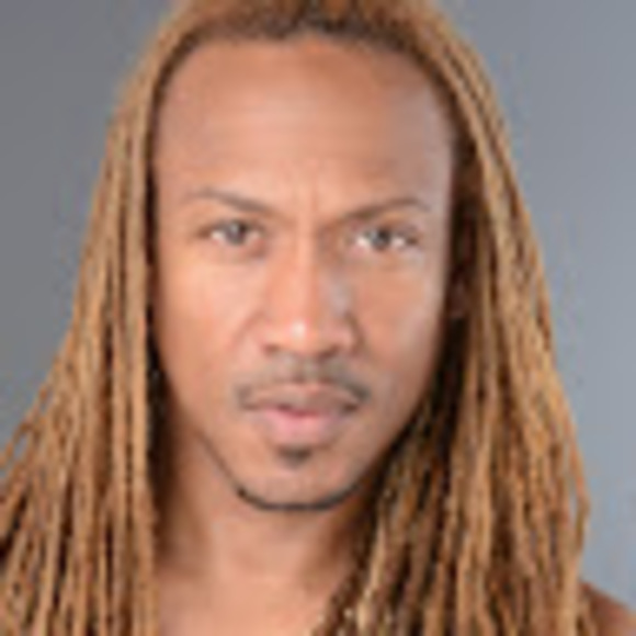 Meet your Posher, Alex - Picture 1 of 1